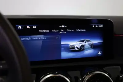 Mercedes-Benz A 180 Limousine 2025 - 39990 EUR, 6272 km - AUTO.MOTO.pt - 6272km - foto 40 de 47