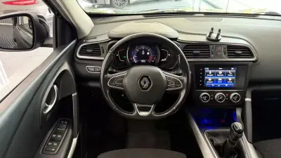 Renault Kadjar 2019 - 14990 EUR, 110028 km - AUTO.MOTO.pt - 110028km - foto 30 de 37