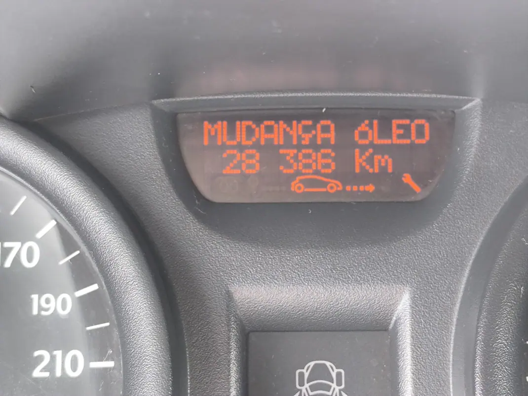 Renault Mégane 2003 - 2000 EUR, 231329 km - 231329km - foto 7 de 15