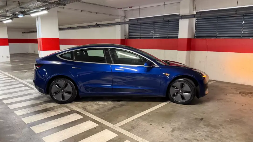 Tesla Model 3 2019 - 21900 EUR, 144900 km - 144900km - foto 2 de 27
