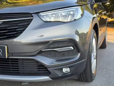 Opel Grandland X 2020 - 15499 EUR, 108544 km - 108544km - foto 6 de 34