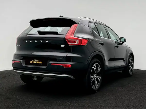 Volvo XC 40 2021 - 27990 EUR, 85029 km - AUTO.MOTO.pt - 85029km - foto 3 de 13