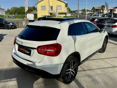 Mercedes-Benz GLA 180 2016 - 17999 EUR, 180000 km - AUTO.MOTO.pt - 180000km - foto 19 de 24