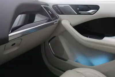 Jaguar I-Pace 2022 - 37900 EUR, 71093 km - AUTO.MOTO.pt - 71093km - foto 18 de 31