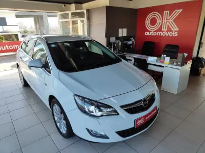 Opel Astra Sports Tourer 2011 - 6750 EUR, 226000 km - AUTO.MOTO.pt - 226000km - foto 2 de 37