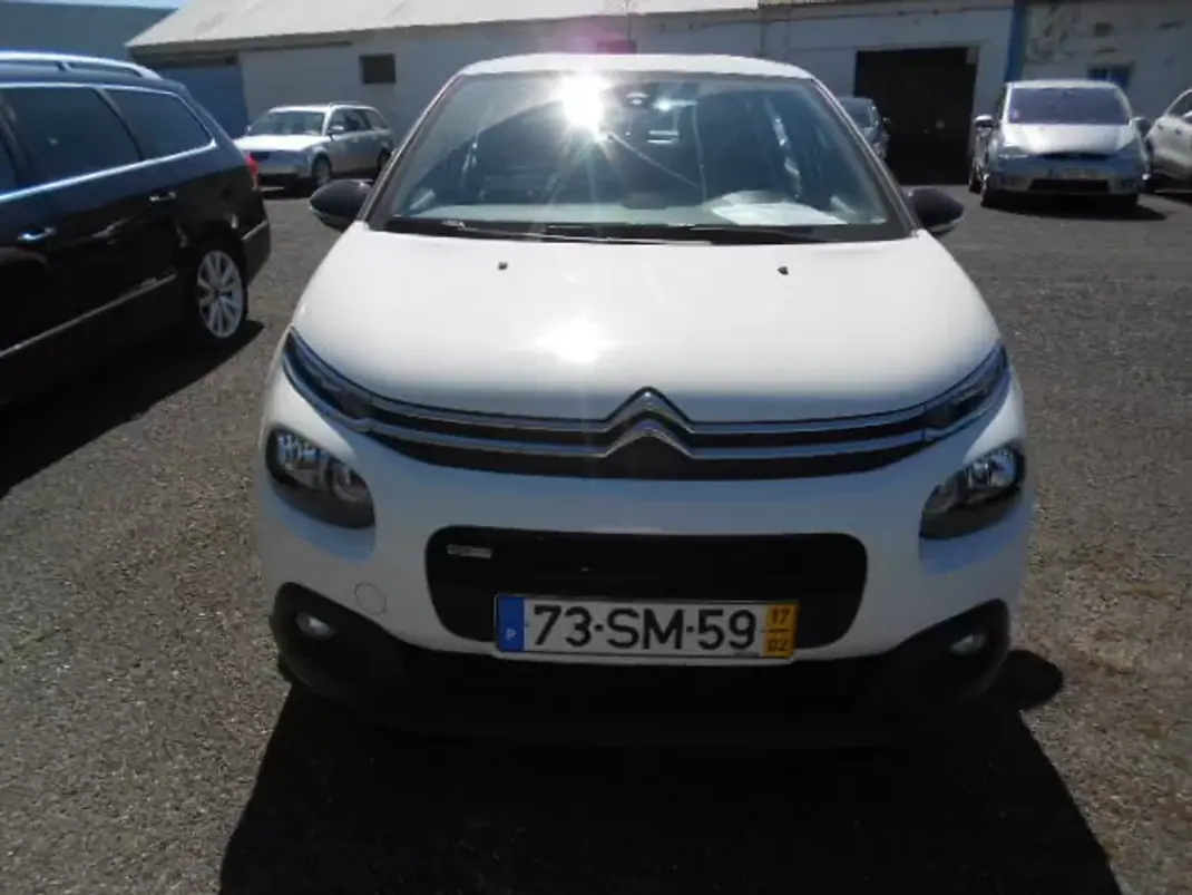 Citroën C3 2017 - 10900 EUR, 94849 km - AUTO.MOTO.pt - 94849km - foto 1 de 10