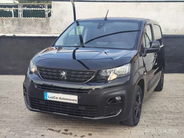 Peugeot Partner 2020 — foto 2 de 36