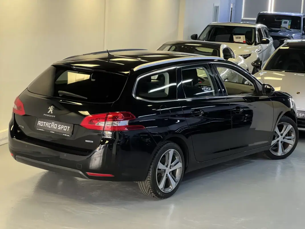 Peugeot 308 SW 2016 - 10990 EUR, 160000 km - 160000km - foto 16 de 42