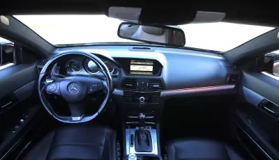 Mercedes-Benz E 250 2010 - 14990 EUR, 225000 km - 225000km - foto 19 de 31