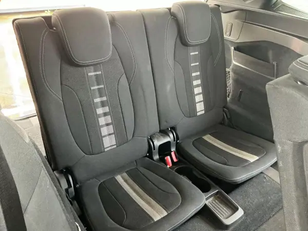 BMW 216 Gran Tourer 2016 - 14900 EUR, 226400 km - AUTO.MOTO.pt - 226400km - foto 9 de 9