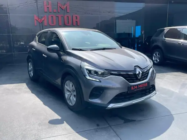 Renault Captur 2022 - 17300 EUR, 87000 km - AUTO.MOTO.pt - 87000km - foto 5 de 11