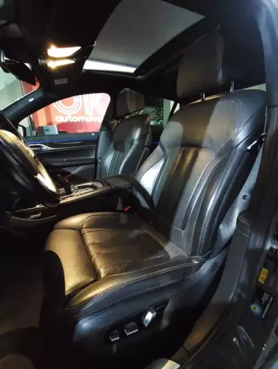 BMW 740 2018 - 30750 EUR, 246000 km - AUTO.MOTO.pt - 246000km - foto 25 de 40