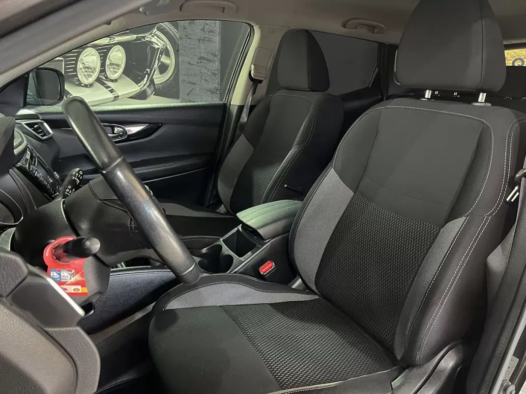 Nissan Qashqai 2019 - 19900 EUR, 113385 km - AUTO.MOTO.pt - 113385km - foto 7 de 22