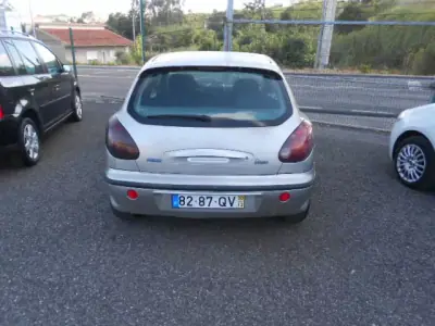 Fiat Bravo 2000 - 2000 EUR, 175051 km - 175051km - foto 5 de 10