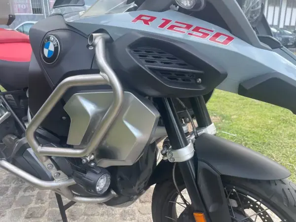 BMW F 800 GS Adventure 2019 Gasolina — 94 000 km BMW F 800 GS Adventure 2019 Gasolina