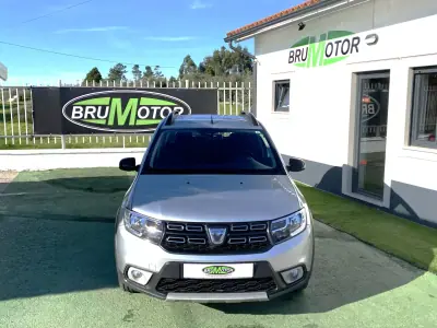 Dacia Sandero 2020 - 11800 EUR, 172967 km - AUTO.MOTO.pt - 172967km - foto 2 de 14