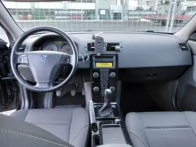 Volvo V50 2010 - 4490 EUR, 384950 km - 384950km - foto 22 de 23