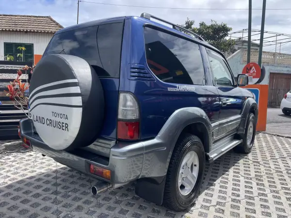 Toyota Land Cruiser 2000 - 39500 EUR, 127104 km - AUTO.MOTO.pt - 127104km - foto 7 de 16