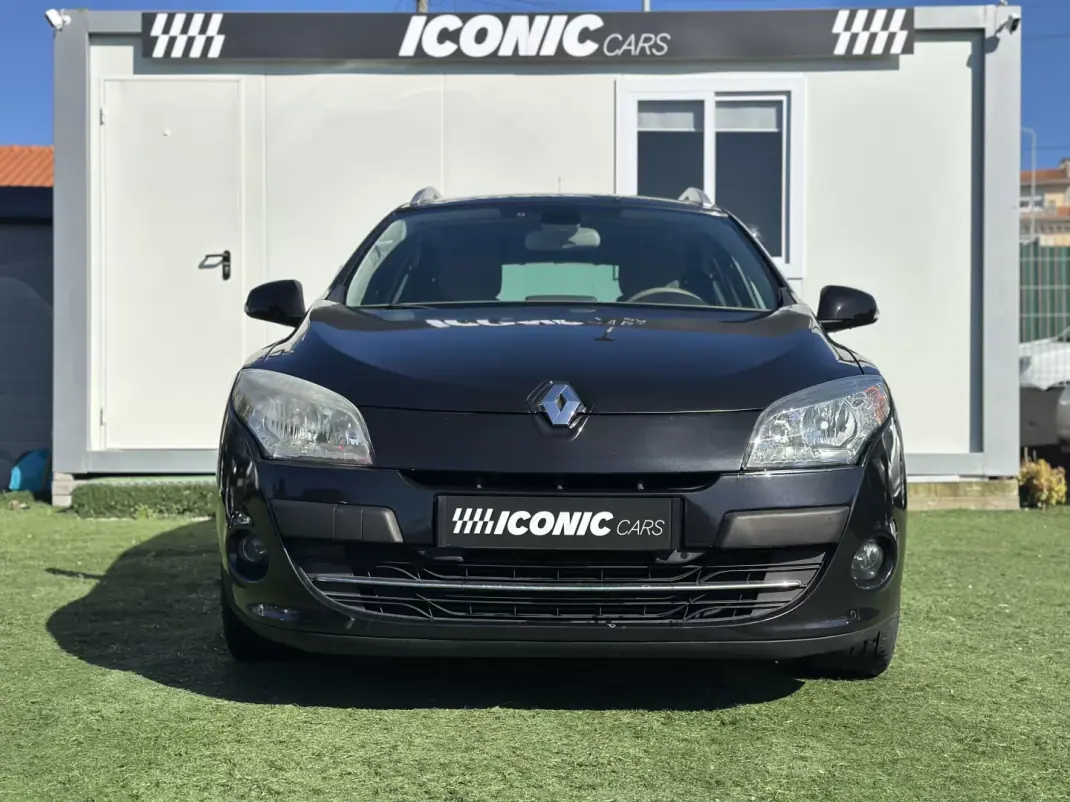 Renault Mégane Sport Tourer 2009 - 6490 EUR, 197500 km - AUTO.MOTO.pt - 197500km - foto 2 de 30