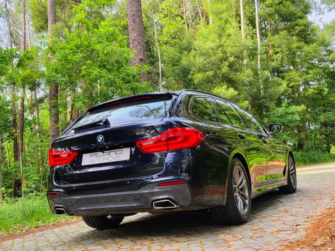 BMW 520 2018 - 24750 EUR, 200000 km - AUTO.MOTO.pt - 200000km - foto 23 de 26