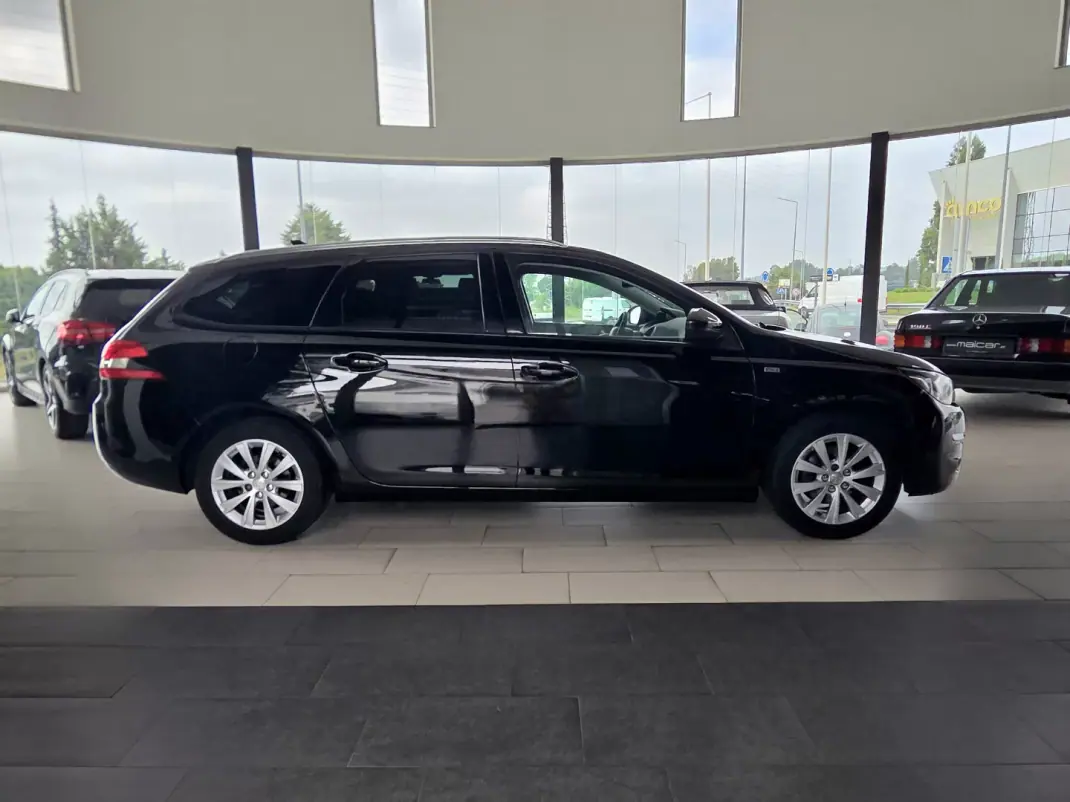 Peugeot 308 SW 2016 - 8990 EUR, 150869 km - 150869km - foto 7 de 31