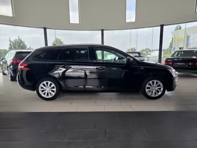 Peugeot 308 SW 2016 - 8990 EUR, 150869 km - AUTO.MOTO.pt - 150869km - foto 7 de 31