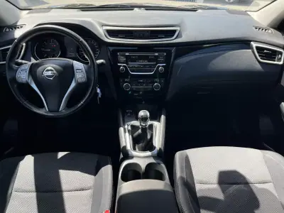 Nissan Qashqai 2015 - 13990 EUR, 144375 km - AUTO.MOTO.pt - 144375km - foto 8 de 18