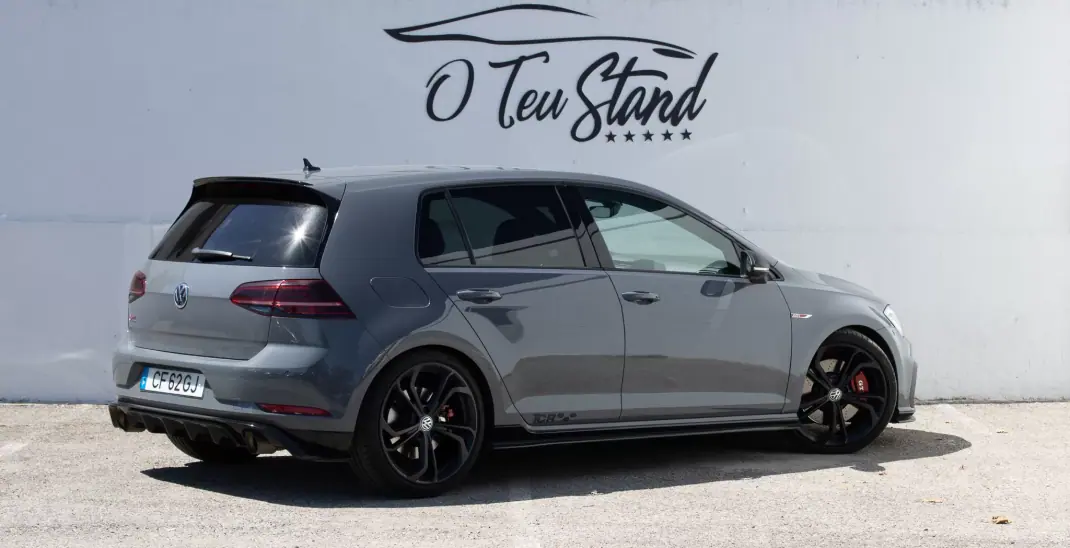 Volkswagen Golf 2019 - 27999 EUR, 121000 km - AUTO.MOTO.pt - 121000km - foto 2 de 40