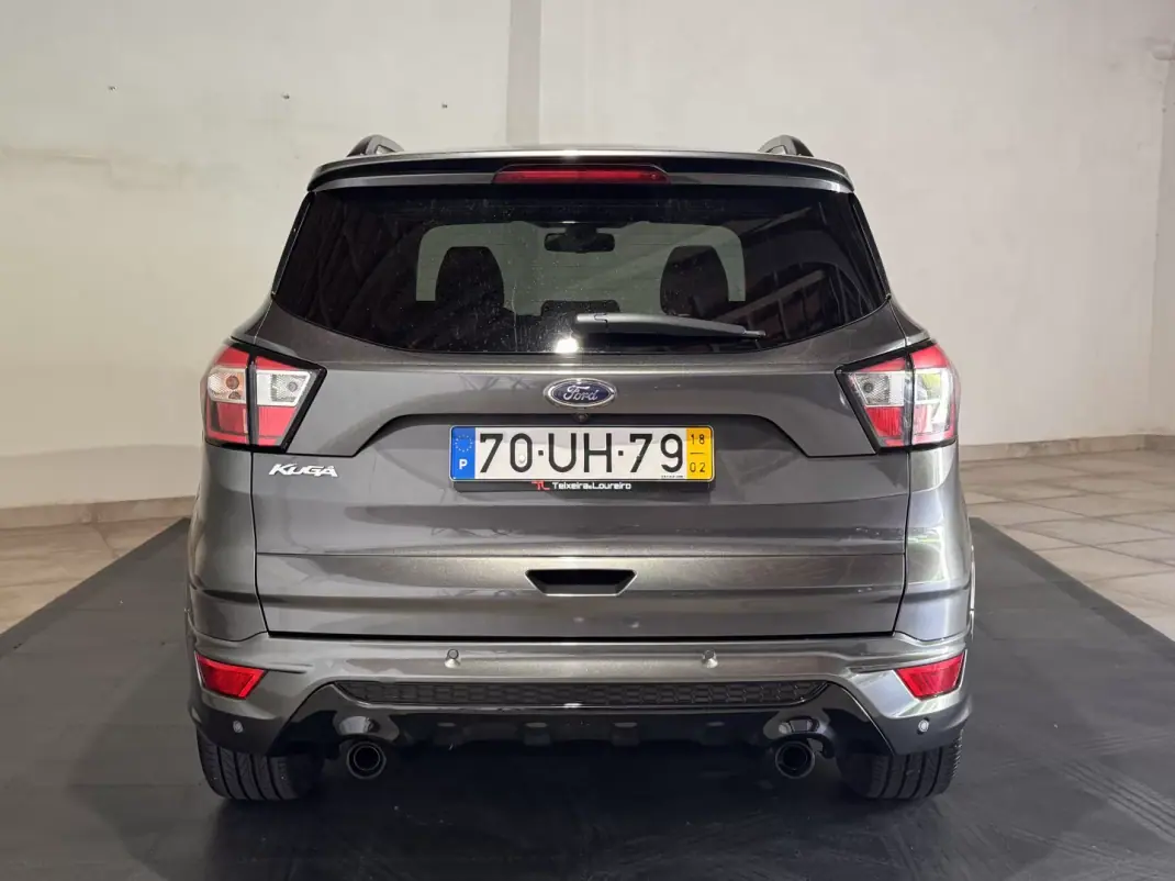 Ford Kuga 2018 - 16500 EUR, 54485 km - AUTO.MOTO.pt - 54485km - foto 6 de 25