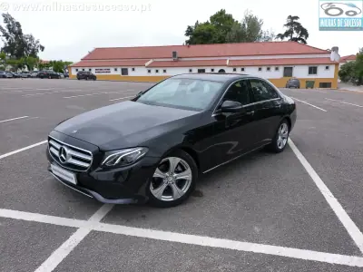 Mercedes-Benz E 220 2017 - 24500 EUR, 181000 km - AUTO.MOTO.pt - 181000km - foto 9 de 20