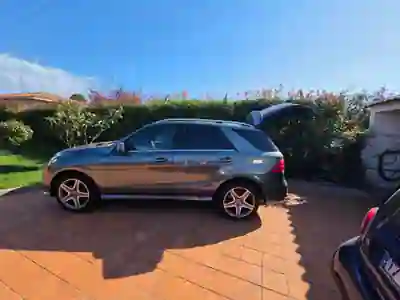 Mercedes-Benz GLE 250 2017 — foto 3 de 10