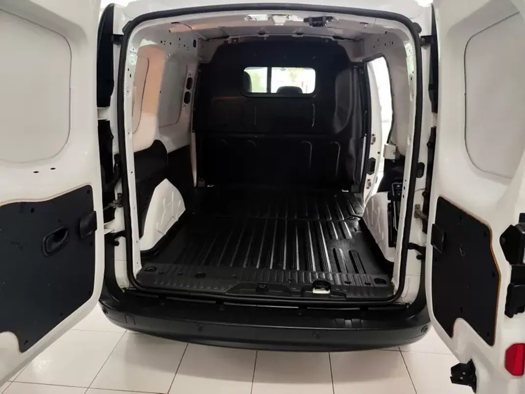 Renault Kangoo 1.5 Dci 3 Lug. Iva dedutivel 2021 - 12780 EUR, 157000 km - AUTO.MOTO.pt - 157000km - foto 6 de 19