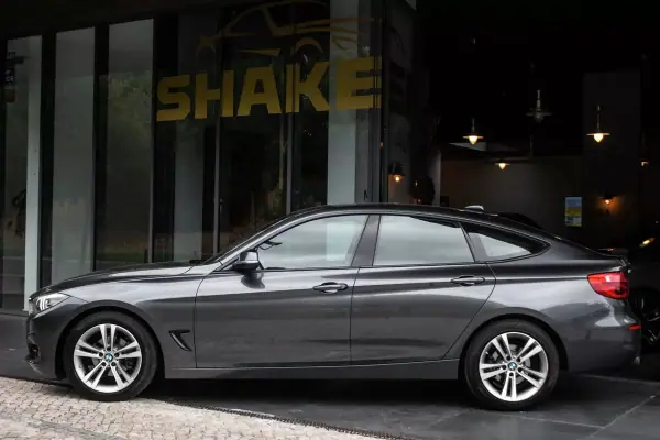 BMW 318 Gran Turismo 2019 - 21900 EUR, 233336 km - 233336km - foto 2 de 36