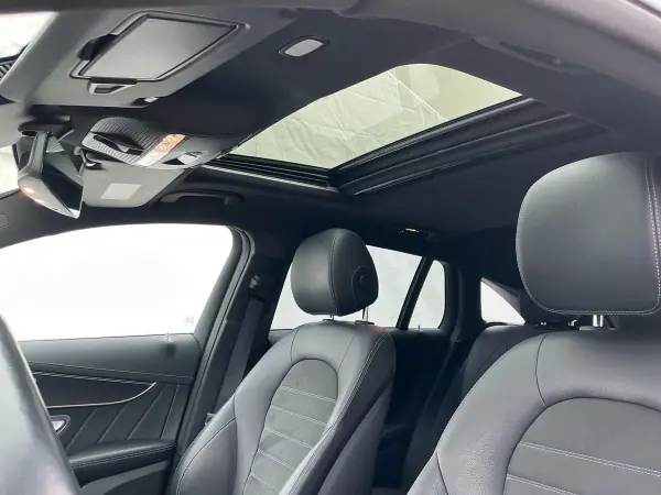Mercedes-Benz EQC 2020 - 34800 EUR, 91200 km - AUTO.MOTO.pt - 91200km - foto 12 de 13