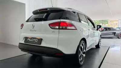 Renault Clio Sport Tourer 2013 - 9990 EUR, 167795 km - AUTO.MOTO.pt - 167795km - foto 9 de 26
