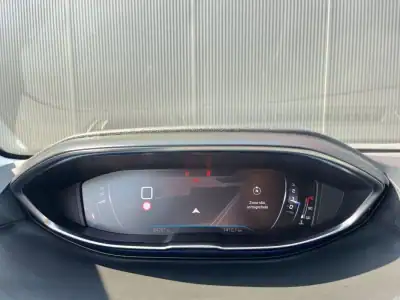 Peugeot 3008 2021 - 20490 EUR, 94000 km - AUTO.MOTO.pt - 94000km - foto 16 de 27