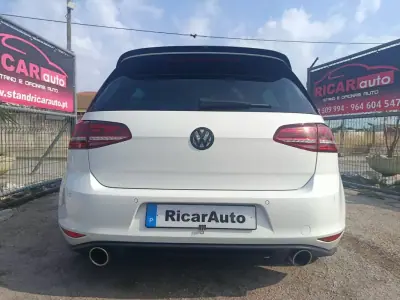 Volkswagen Golf 2014 - 17500 EUR, 162848 km - AUTO.MOTO.pt - 162848km - foto 48 de 57