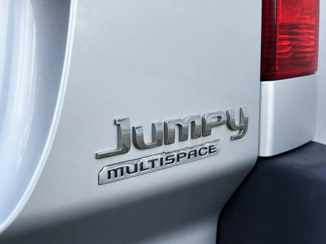 Citroën Jumpy 2015 - 16900 EUR, 135000 km - AUTO.MOTO.pt - 135000km - foto 7 de 39