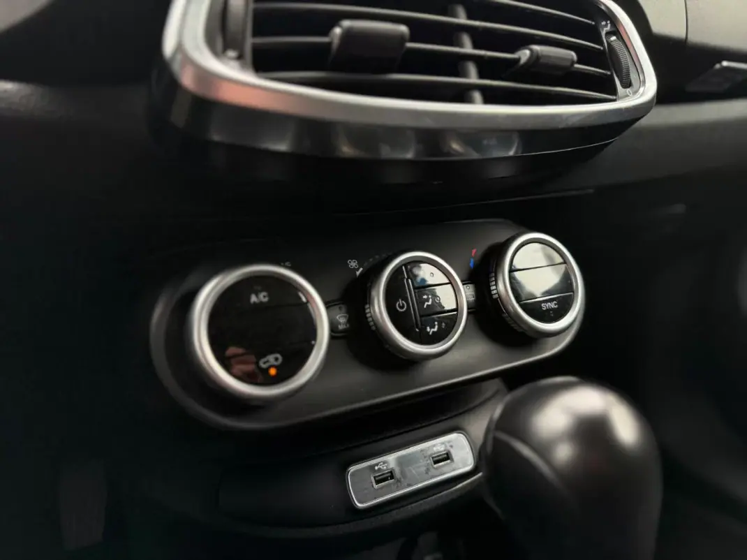 Fiat 500X 2023 - 17950 EUR, 46000 km - AUTO.MOTO.pt - 46000km - foto 22 de 24