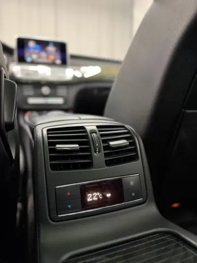 Mercedes-Benz CLS 350 2015 - 23750 EUR, 192000 km - AUTO.MOTO.pt - 192000km - foto 10 de 22