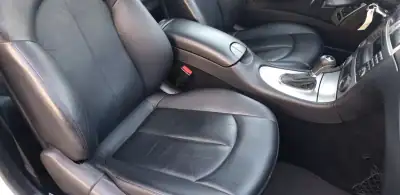 Mercedes-Benz CLK 220 2006 - 11990 EUR, 239000 km - AUTO.MOTO.pt - 239000km - foto 20 de 34