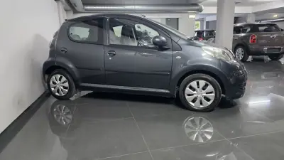 Citroën C1 2011 - 8990 EUR, 112000 km - AUTO.MOTO.pt - 112000km - foto 15 de 21