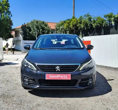 Peugeot 308 SW 2017 - 9950 EUR, 180050 km - AUTO.MOTO.pt - 180050km - foto 11 de 23