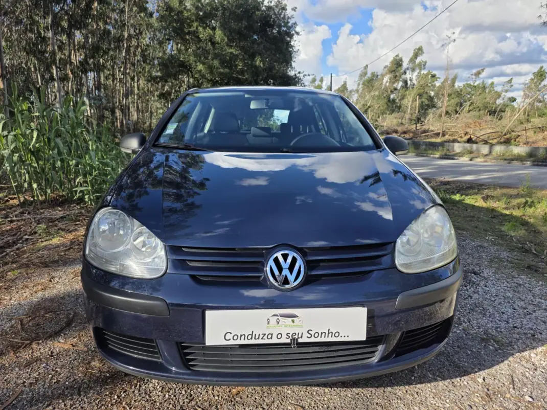 Volkswagen Golf 2007 - 7750 EUR, 296000 km - AUTO.MOTO.pt - 296000km - foto 4 de 13