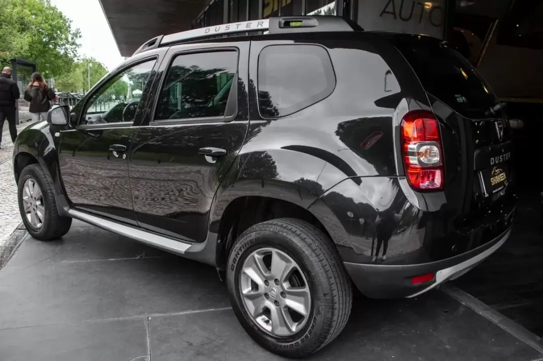 Dacia Duster 2014 - 10490 EUR, 134765 km - AUTO.MOTO.pt - 134765km - foto 3 de 36