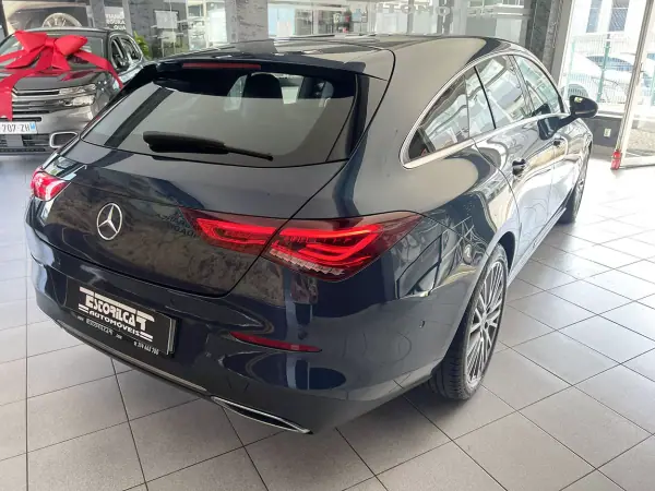 Mercedes-Benz CLA 180 2020 - 24800 EUR, 113371 km - 113371km - foto 4 de 25