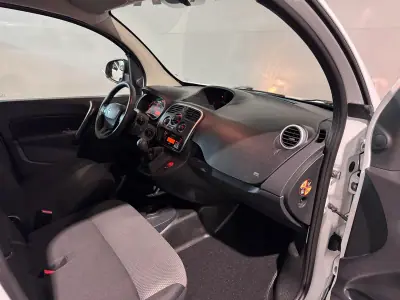 Renault KANGOO MAXI 1.5 DCI BUSINESS S/S 2020 - 13750 EUR, 151000 km - AUTO.MOTO.pt - 151000km - foto 30 de 33