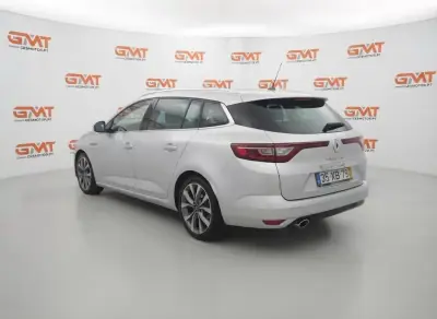 Renault Mégane Sport Tourer 2019 - 13490 EUR, 124000 km - foto 2 de 15