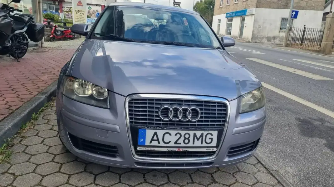 Audi A3 Sportback 2004 - 3990 EUR, 335808 km - 335808km - foto 4 de 16
