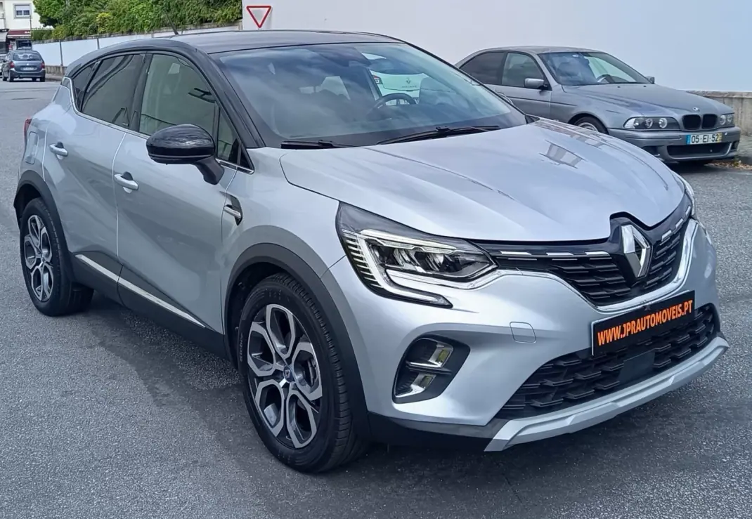 Renault Captur 2021 - 19490 EUR, 73113 km - AUTO.MOTO.pt - 73113km - foto 3 de 20